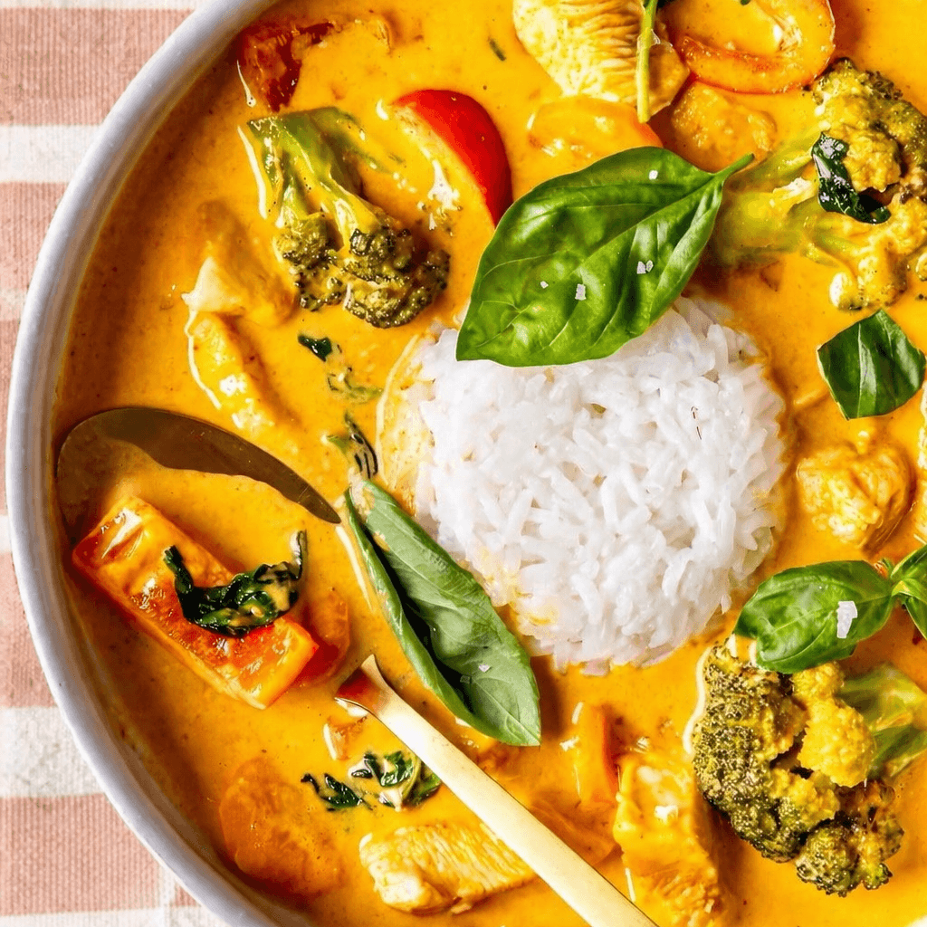COCONUT CHICKEN CURRY
